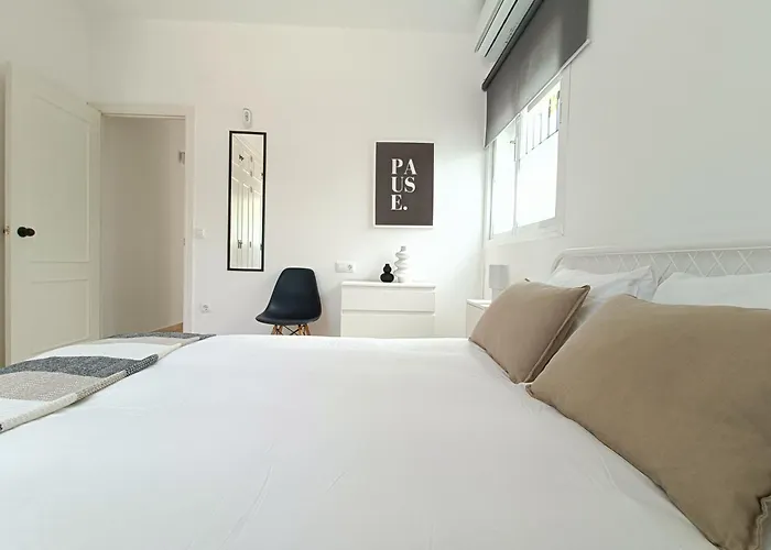 Moderno Apartamento Junto A La Playa
